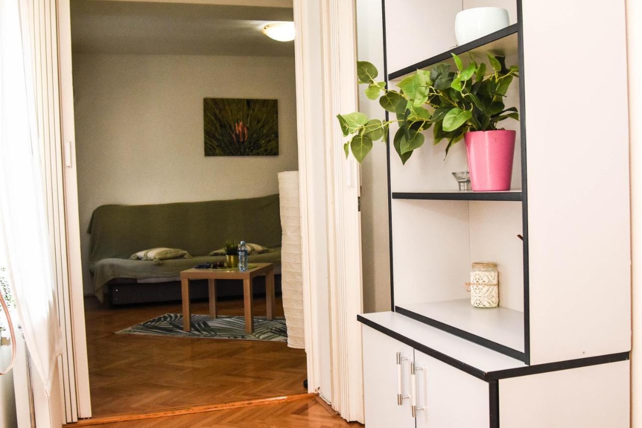 Apartment Kiwi Novi Sad Exterior photo